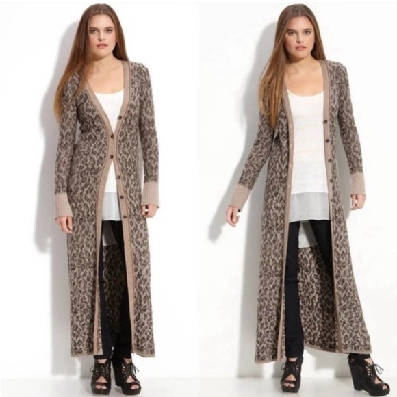 Free People Animal Print Long Cardigan - Size Medium - Picture 2 of 7